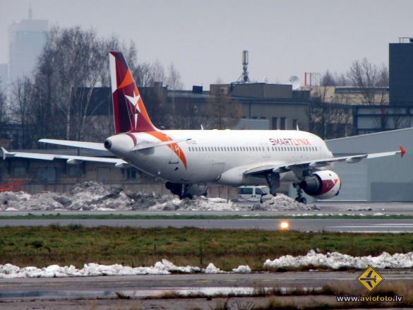 Airbus A320-211